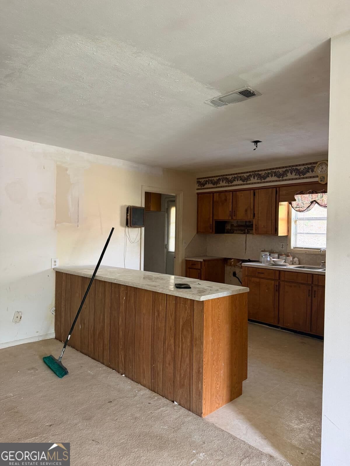 4 bedroom, 2 bathroom, 1,404 sq ft single family residence for sale at 5414 Spencer Lane, Columbus, GA 31907 — photo 7