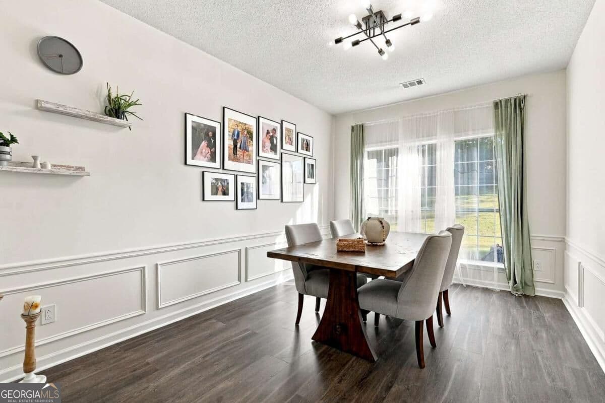 4 bedroom, 2.5 bathroom, 2,160 sq ft single family residence for sale at 3435 Lakeheath Drive, Cumming, GA 30041 — photo 7
