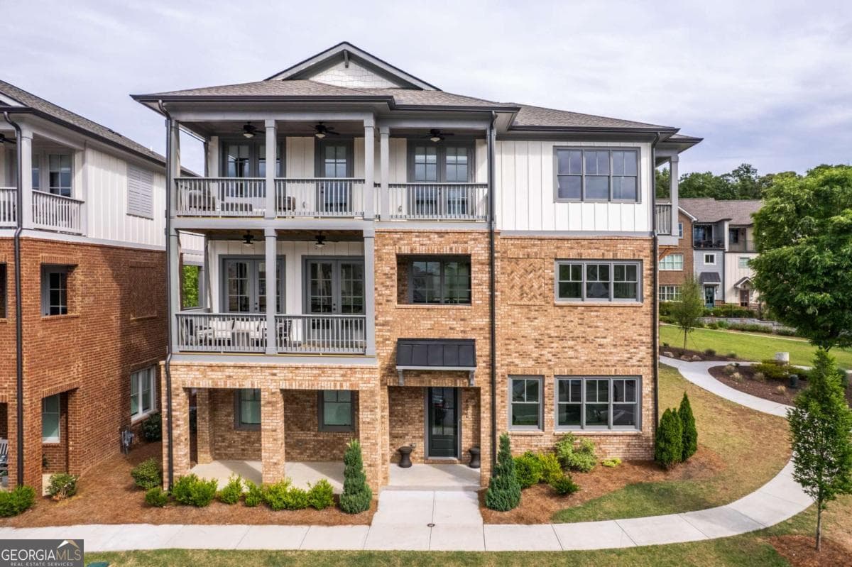 4 bedroom, 3.5 bathroom, 3,190 sq ft single family residence for sale at 6076 Gaines Street, Norcross, GA 30071 — photo 2