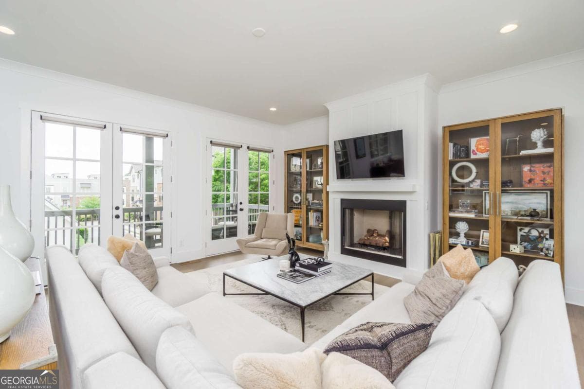 4 bedroom, 3.5 bathroom, 3,190 sq ft single family residence for sale at 6076 Gaines Street, Norcross, GA 30071 — photo 3