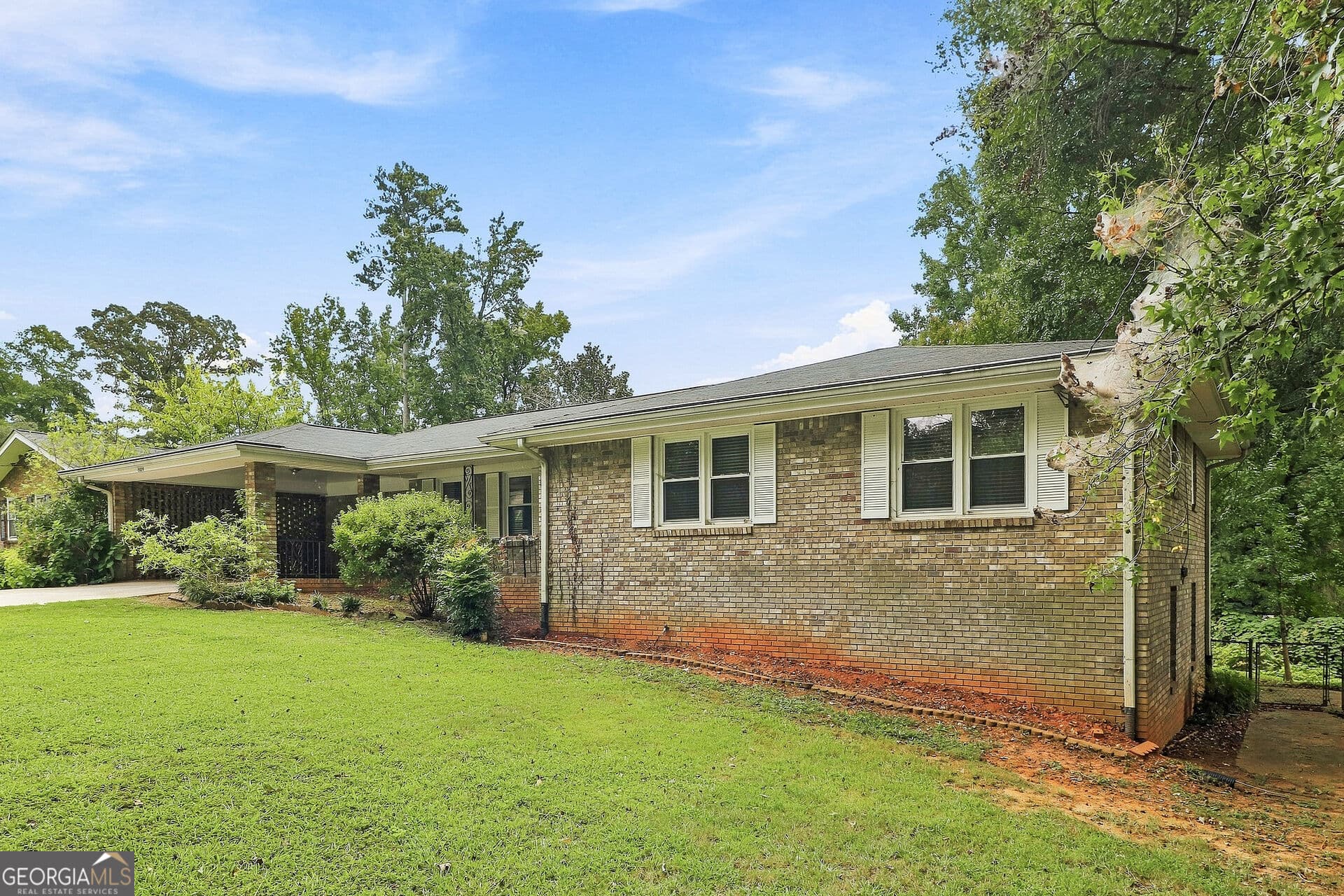 3 bedroom, 2 bathroom, 2,140 sq ft single family residence for sale at 2029 Gherry Drive, Austell, GA 30106 — photo 3