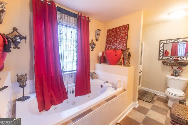 4 bedroom, 3 bathroom, 2,841 sq ft single family residence for rent at 109 Laketrail Drive, Griffin, GA 30223 for $3,900 a month — photo 9