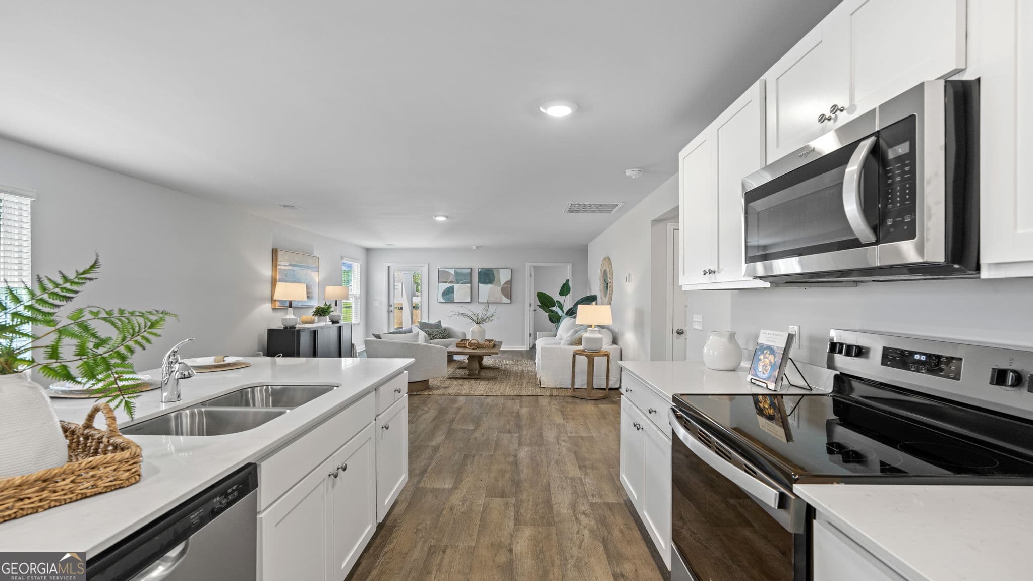 4 bedroom, 2 bathroom, 1,509 sq ft single family residence for sale at 211 Hammersmith Landing, Brunswick, GA 31525 — photo 8