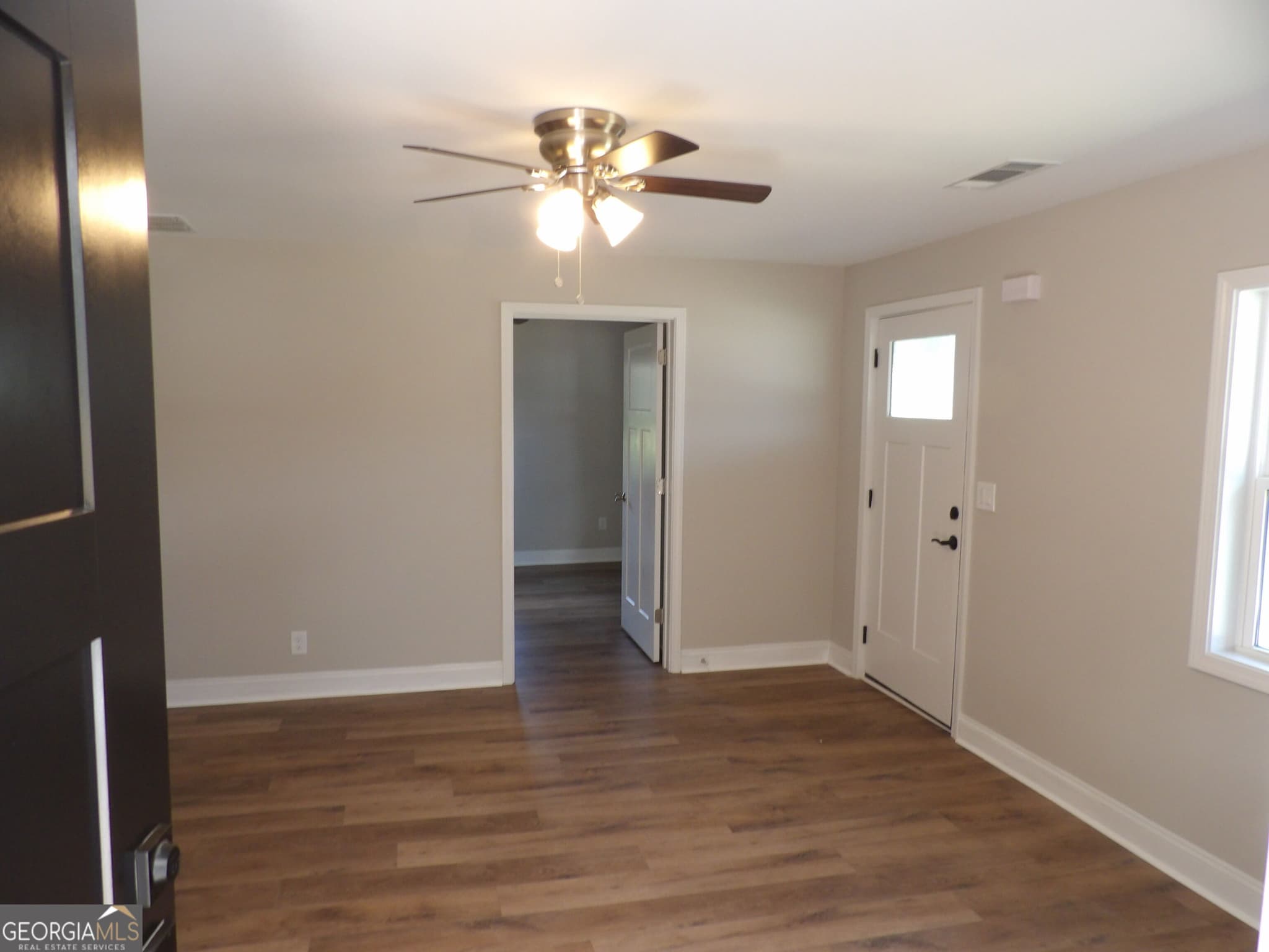 3 bedroom, 2 bathroom, 1,280 sq ft single family residence for sale at 808 Alabama Street, Carrollton, GA 30117 — photo 6