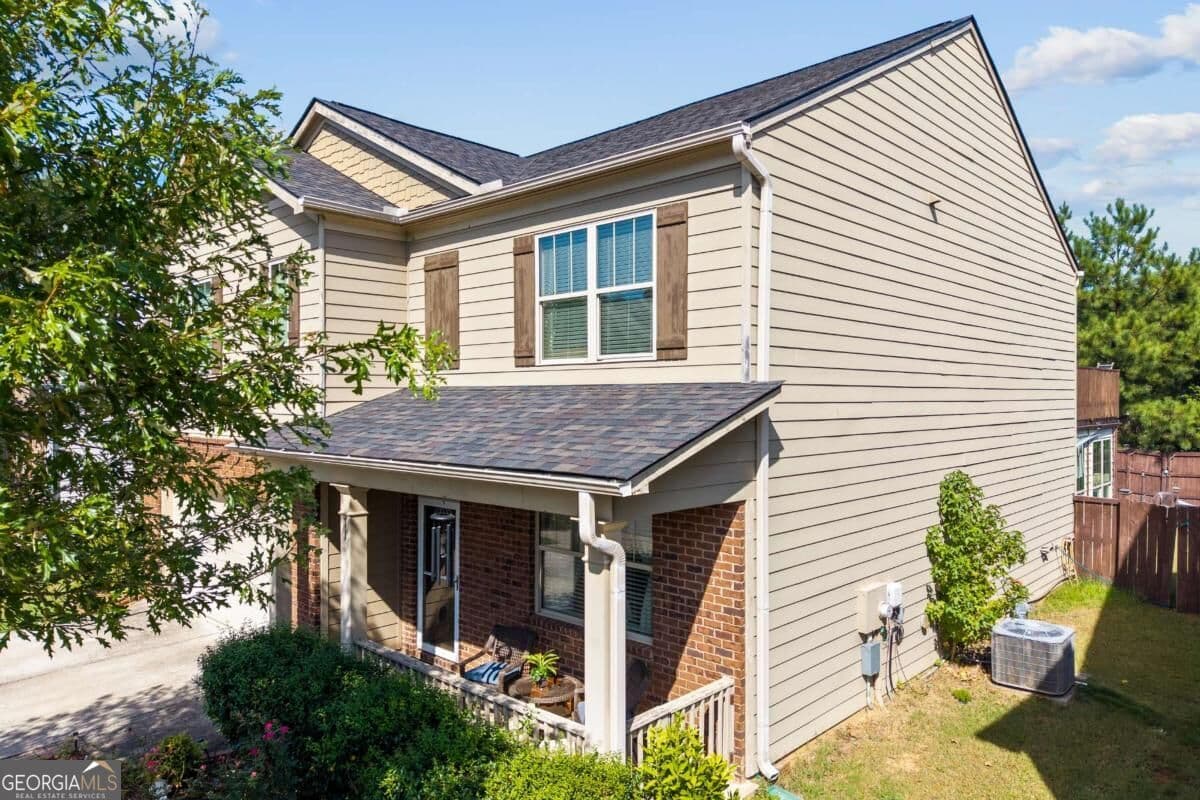 5 bedroom, 3 bathroom, 2,556 sq ft single family residence for sale at 71 Meadowlark Way, Dawsonville, GA 30534 — photo 4