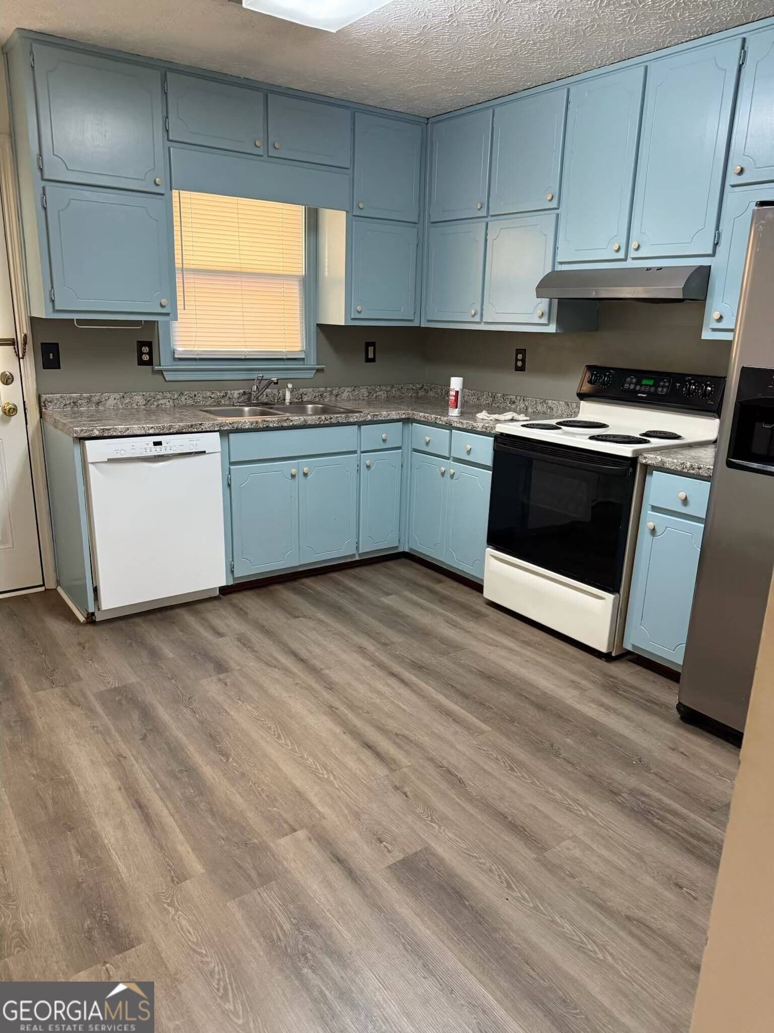 2 bedroom, 1 bathroom, 1,664 sq ft duplex for rent at 103 Appleton Boulevard, Stockbridge, GA 30281 for $1,400 a month — photo 3