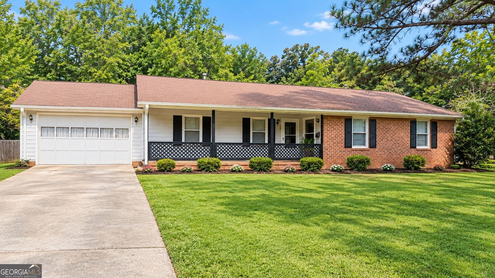 2 bedroom, 1 bathroom, 1,664 sq ft duplex for rent at 103 Appleton Boulevard, Stockbridge, GA 30281 for $1,400 a month — photo 1 of 8