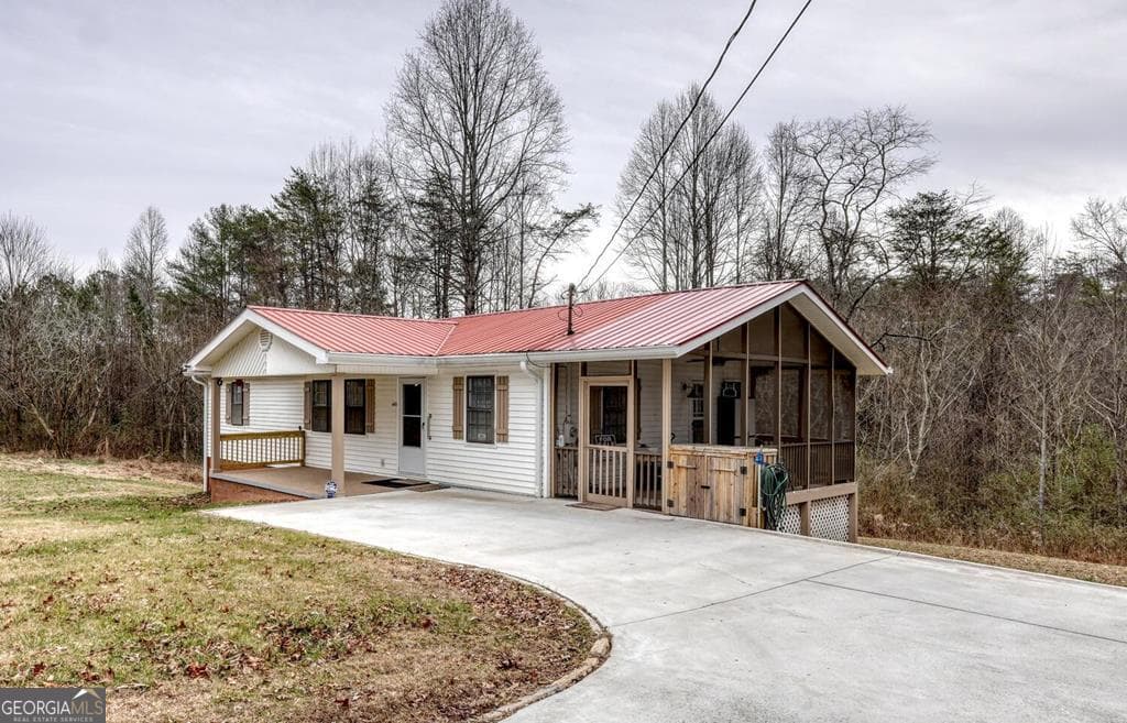 2 bedroom, 2 bathroom, 1,152 sq ft single family residence for sale at 643 Number 20 Mine Road, Mccaysville, GA 30555 — photo 10