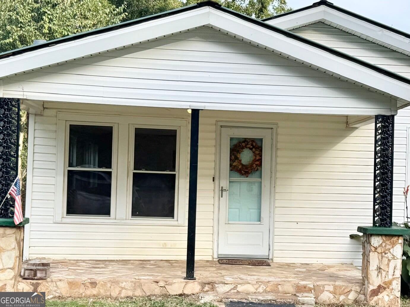 2 bedroom, 1 bathroom, 1,244 sq ft single family residence for sale at 521 Greeson Street, Summerville, GA 30747 — photo 3