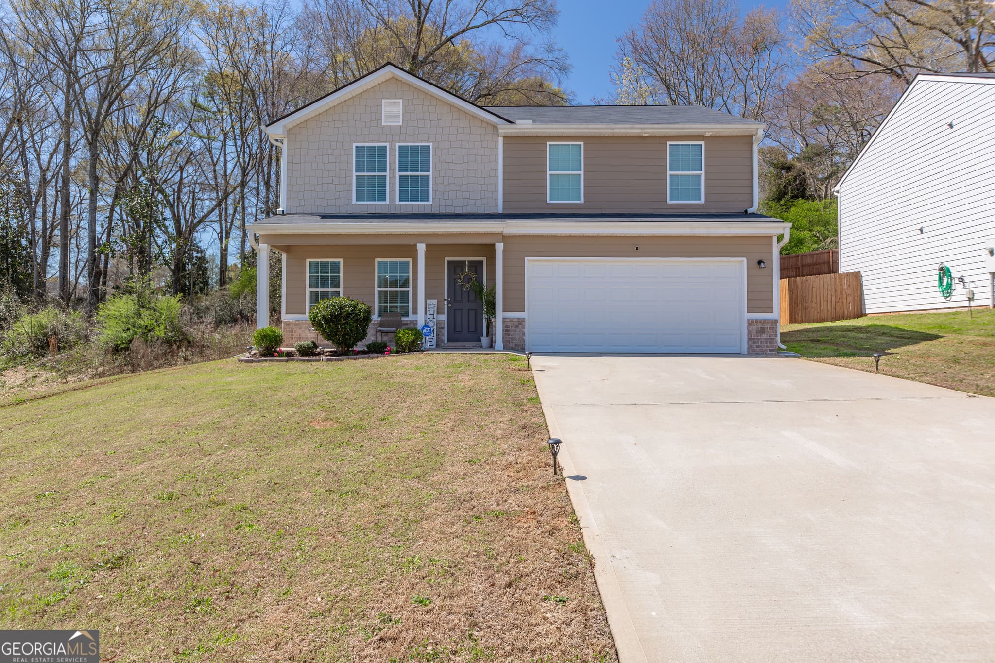 4 bedroom, 3 bathroom, 1,811 sq ft single family residence for sale at 306 Duck Walk Way, Hogansville, GA 30230 — photo 4
