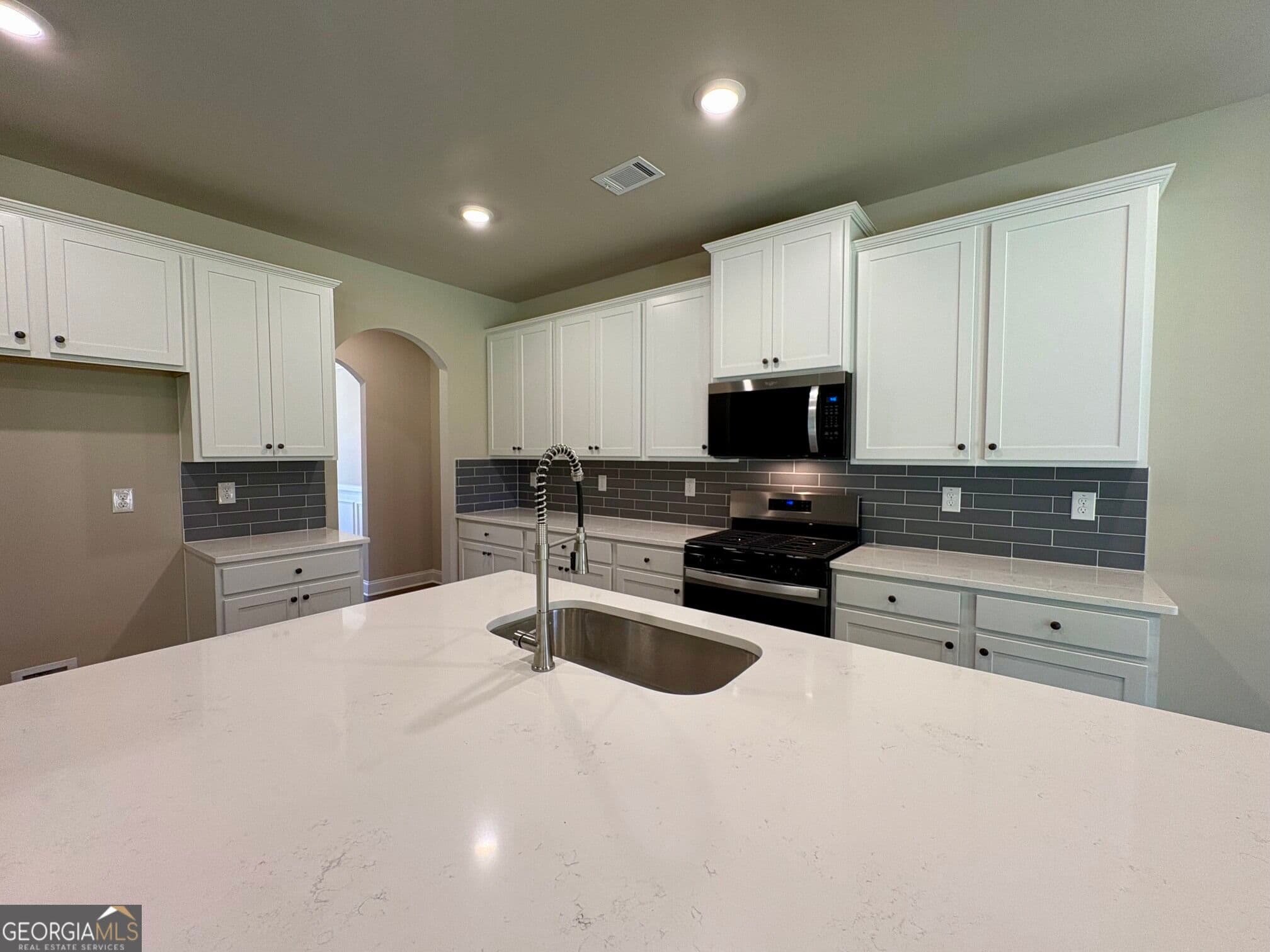 4 bedroom, 3 bathroom single family residence for sale at 1006 Lakeview Oaks Court 24-B, Grayson, GA 30017 — photo 6