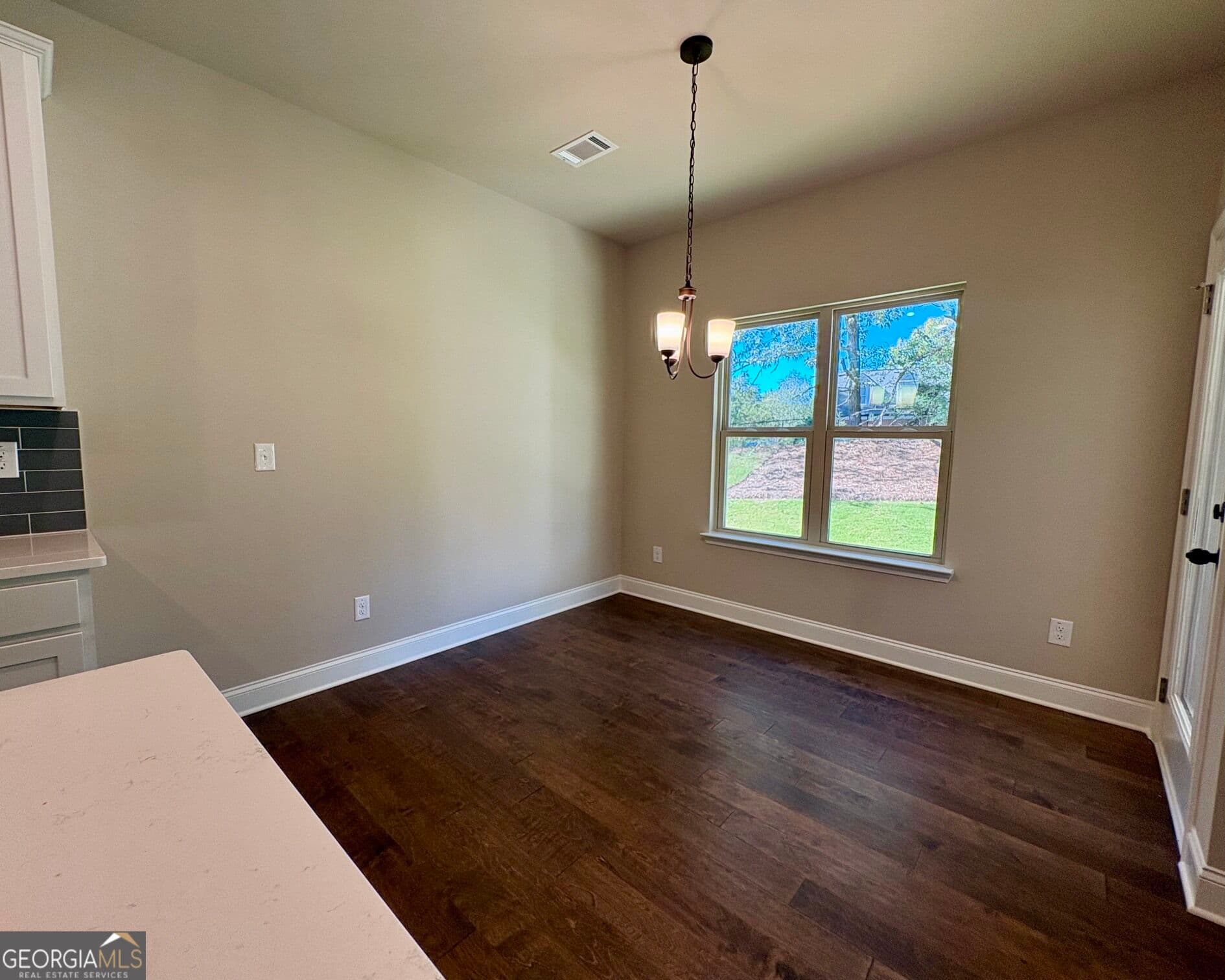 4 bedroom, 3 bathroom single family residence for sale at 1006 Lakeview Oaks Court 24-B, Grayson, GA 30017 — photo 7
