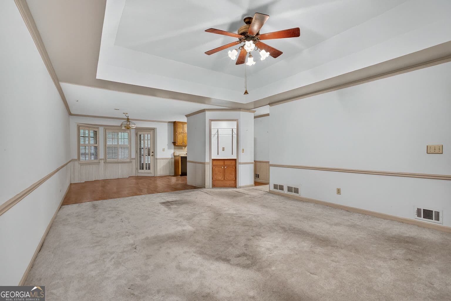 3 bedroom, 2 bathroom, 1,422 sq ft single family residence for sale at 550 Creekwood Court, Conyers, GA 30094 — photo 9