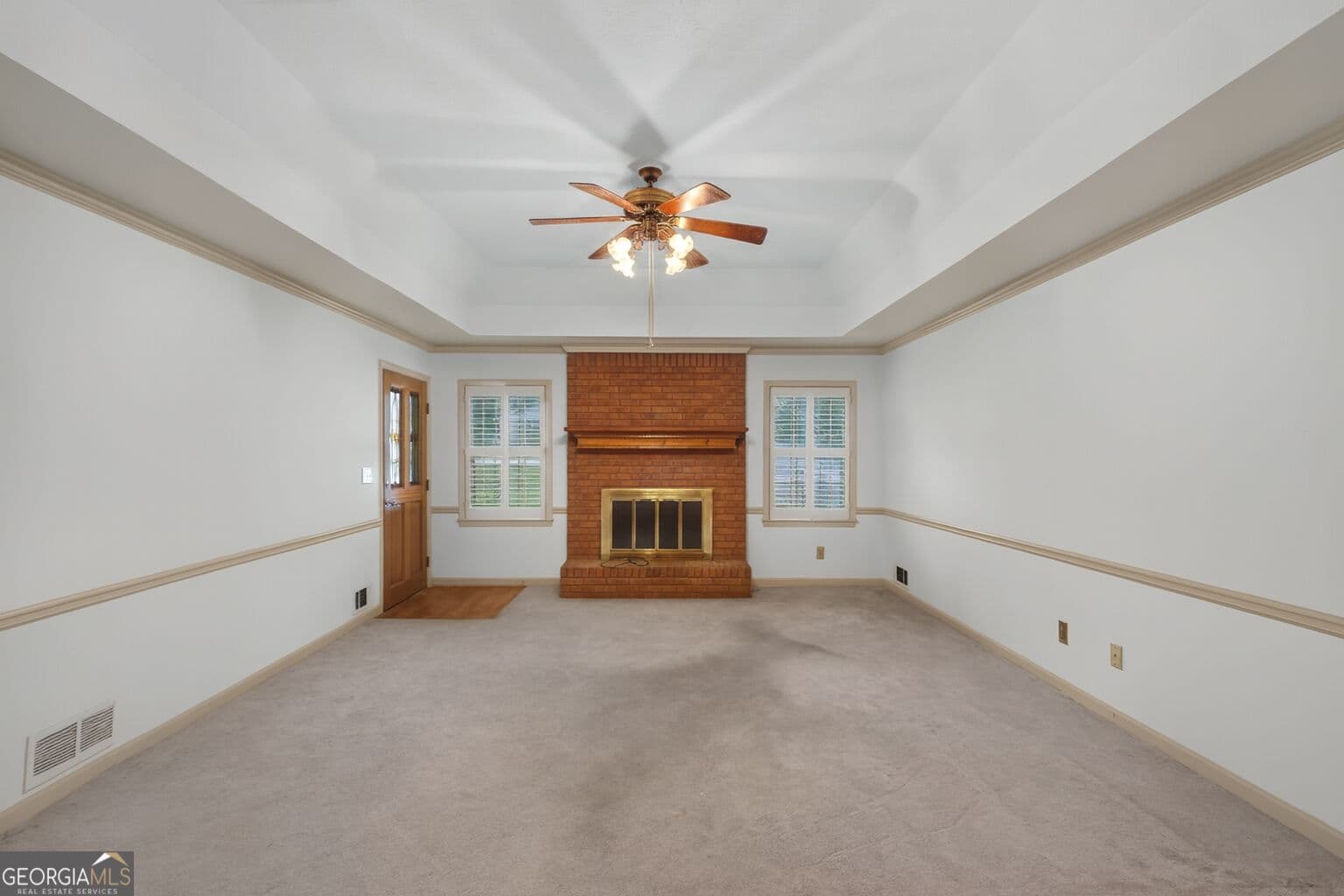 3 bedroom, 2 bathroom, 1,422 sq ft single family residence for sale at 550 Creekwood Court, Conyers, GA 30094 — photo 8