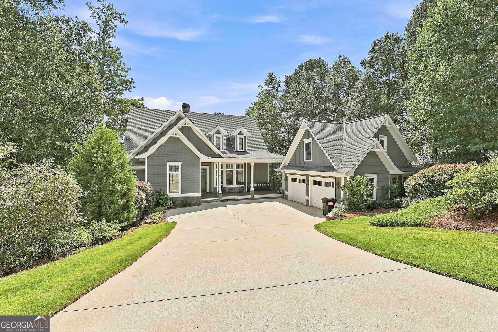 4 bedroom, 3.5 bathroom, 5,224 sq ft single family residence for sale at 55 Paddleboat Lane, Newnan, GA 30263 — photo 2