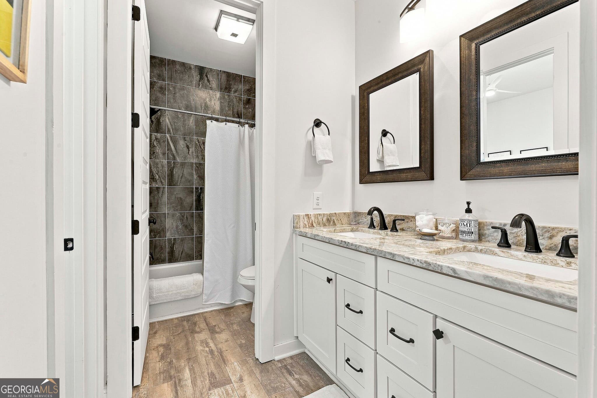 4 bedroom, 3.5 bathroom, 5,224 sq ft single family residence for sale at 55 Paddleboat Lane, Newnan, GA 30263 — photo 10