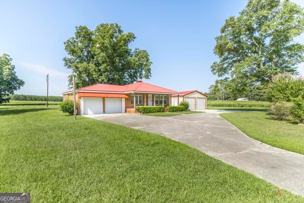 2 bedroom, 2 bathroom, 1,544 sq ft single family residence for sale at 1472 Watkins Hall Road, Dudley, GA 31022 — photo 3