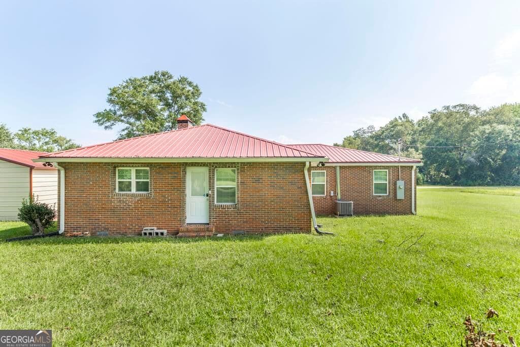 2 bedroom, 2 bathroom, 1,544 sq ft single family residence for sale at 1472 Watkins Hall Road, Dudley, GA 31022 — photo 5