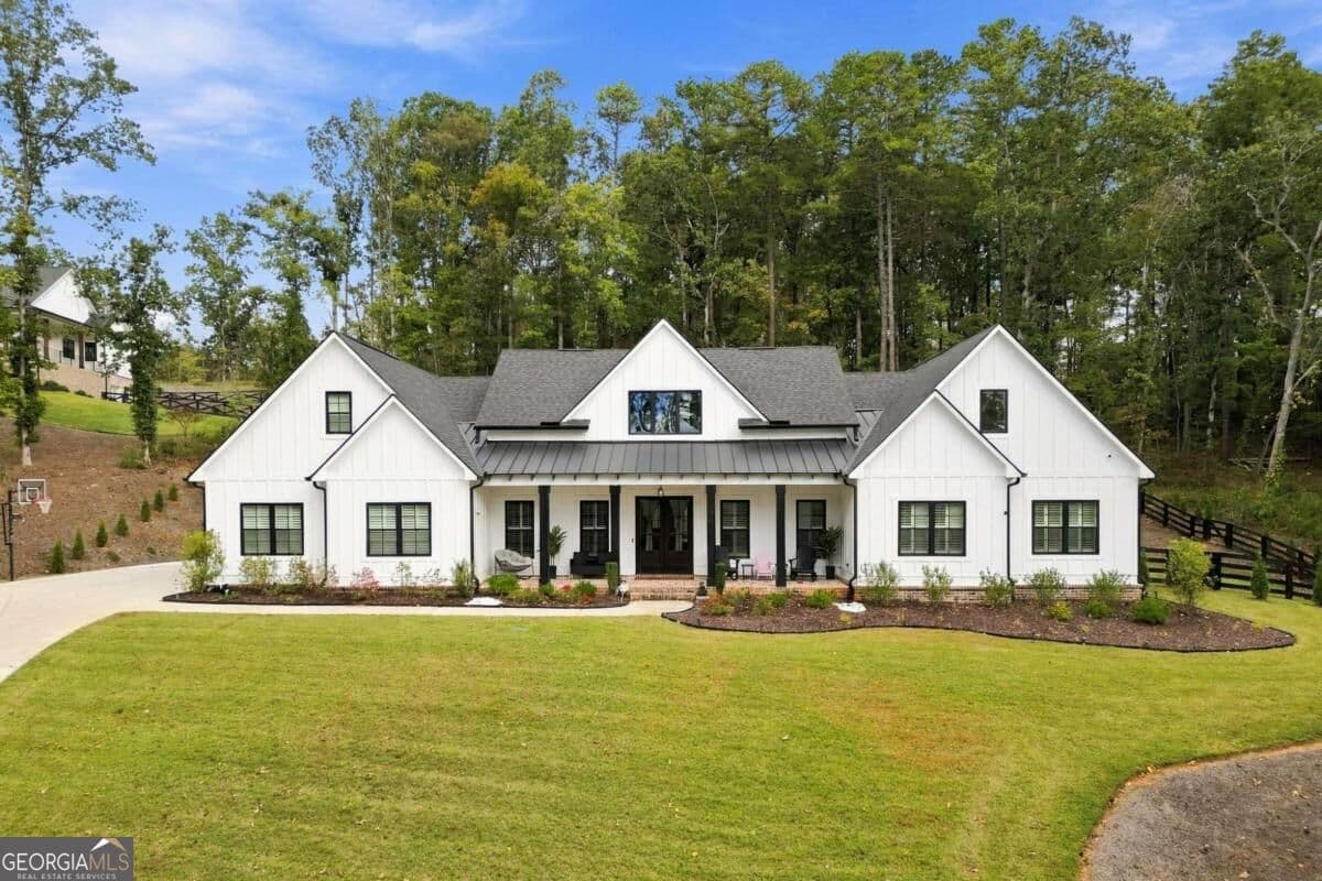 5 bedroom, 4.5 bathroom, 4,166 sq ft single family residence for sale at 884 Oxford Road, Ball Ground, GA 30107 — photo 1 of 58