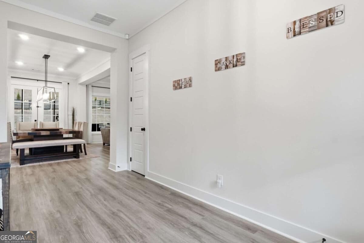 5 bedroom, 4.5 bathroom, 4,166 sq ft single family residence for sale at 884 Oxford Road, Ball Ground, GA 30107 — photo 8