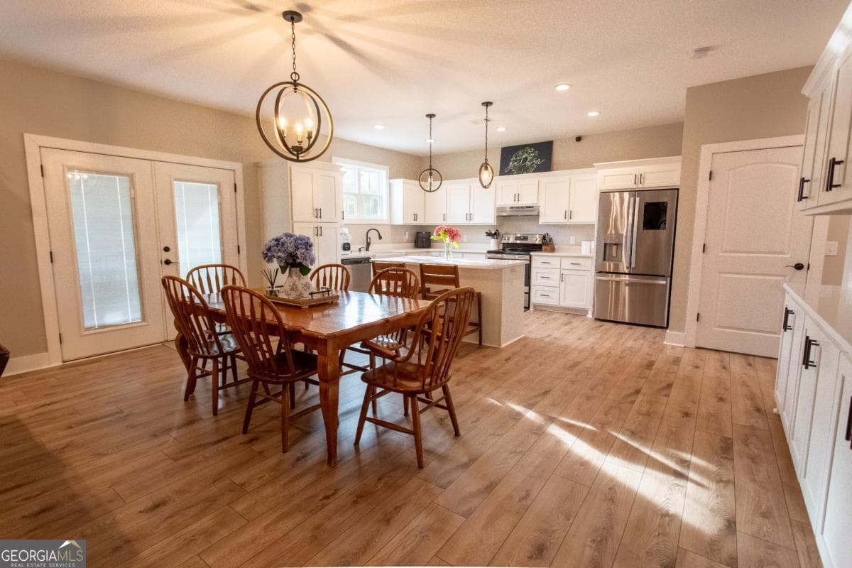 3 bedroom, 2 bathroom, 1,796 sq ft single family residence under contract at 486 Old Blackshear Road, Baxley, GA 31513 — photo 7