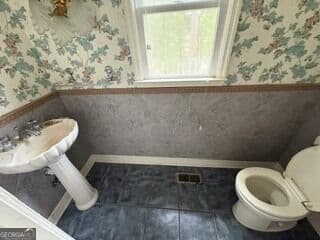 5 bedroom, 4.5 bathroom, 3,417 sq ft single family residence for sale at 101 Brigantine Court, Bonaire, GA 31005 — photo 9