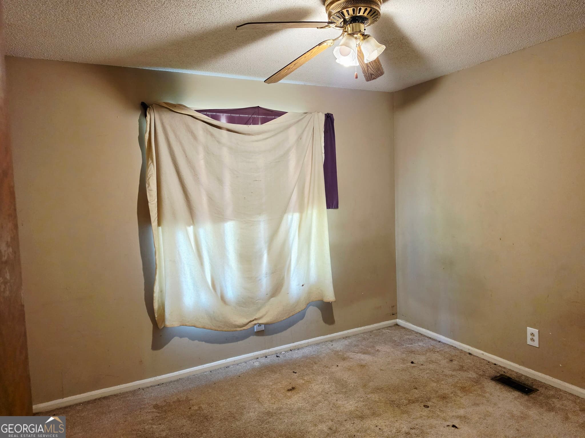 3 bedroom, 2 bathroom, 1,265 sq ft single family residence for sale at 601 Friar Tuck Lane, Macon, GA 31220 — photo 4