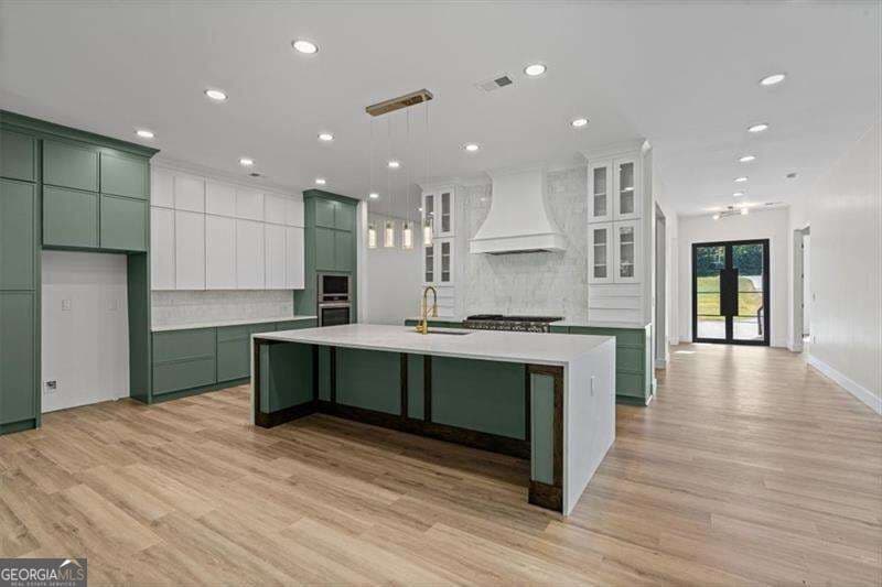 4 bedroom, 3.5 bathroom, 3,307 sq ft single family residence for sale at 520 Rockbridge Road, Lilburn, GA 30047 — photo 9