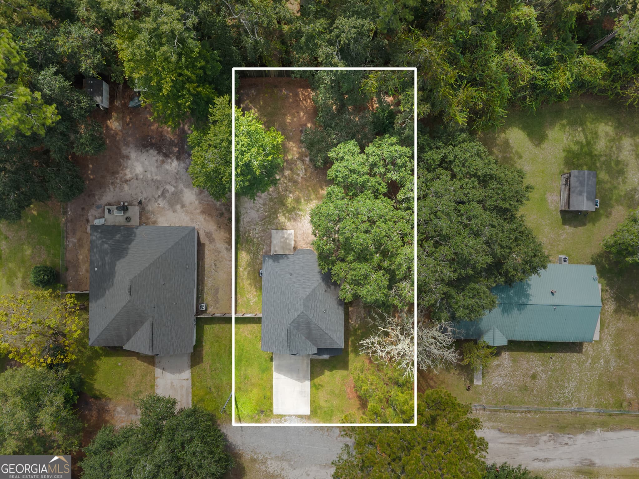 3 bedroom, 2.5 bathroom, 1,767 sq ft single family residence for sale at 149 Vandiver Road, Allenhurst, GA 31301 — photo 2