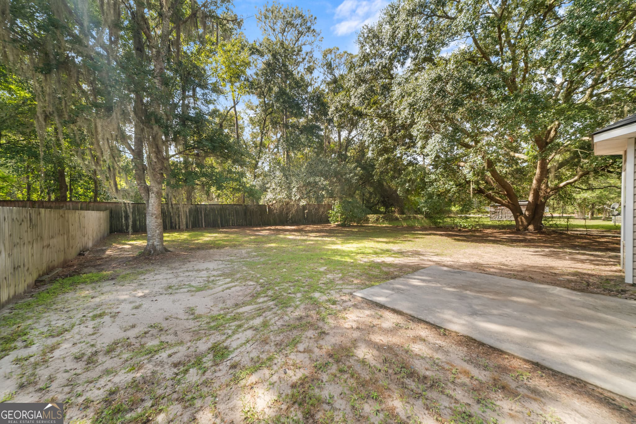 3 bedroom, 2.5 bathroom, 1,767 sq ft single family residence for sale at 149 Vandiver Road, Allenhurst, GA 31301 — photo 5