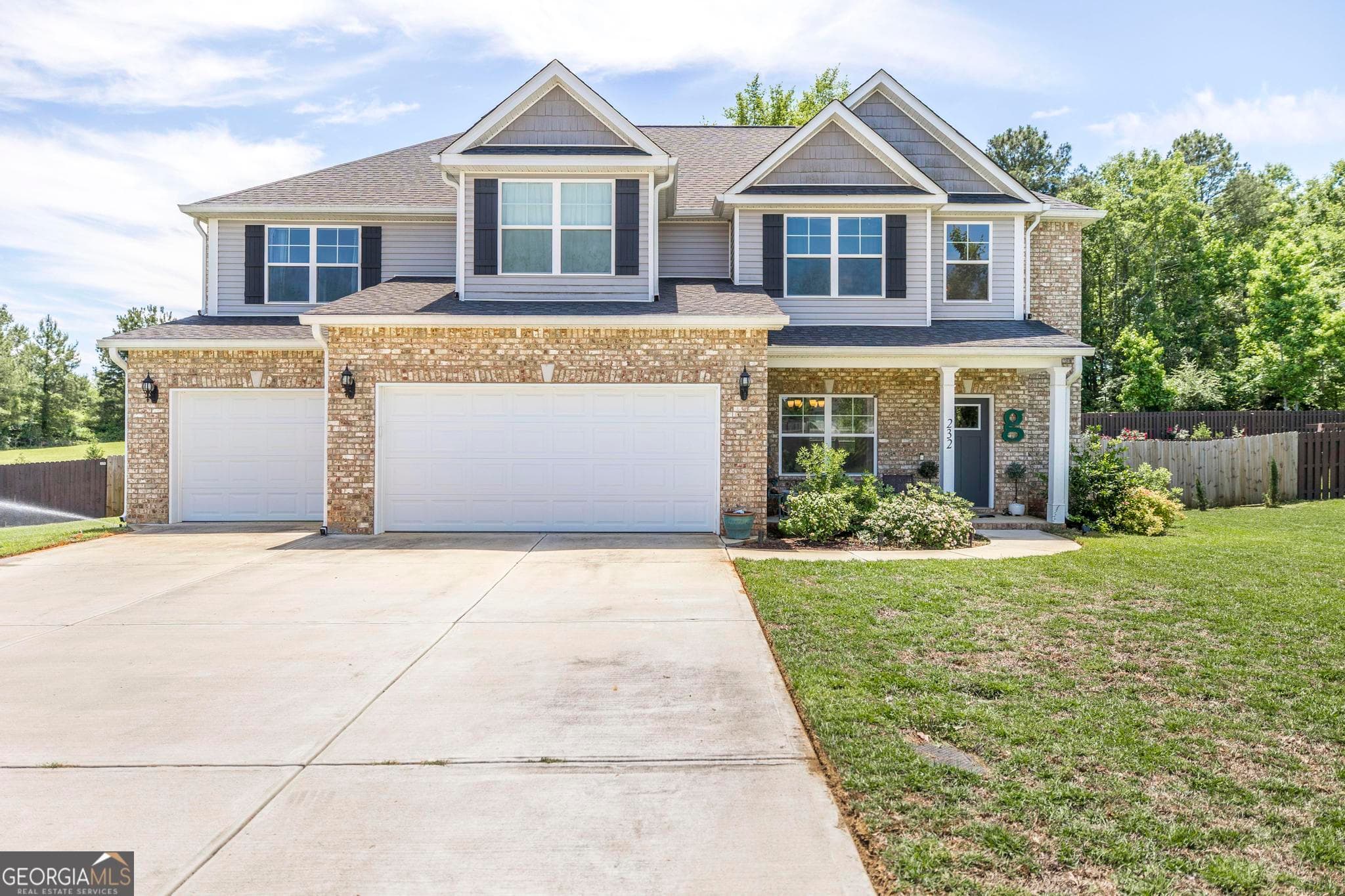 4 bedroom, 4.5 bathroom, 3,411 sq ft single family residence sold at 232 Oakley Court, Bonaire, GA 31005