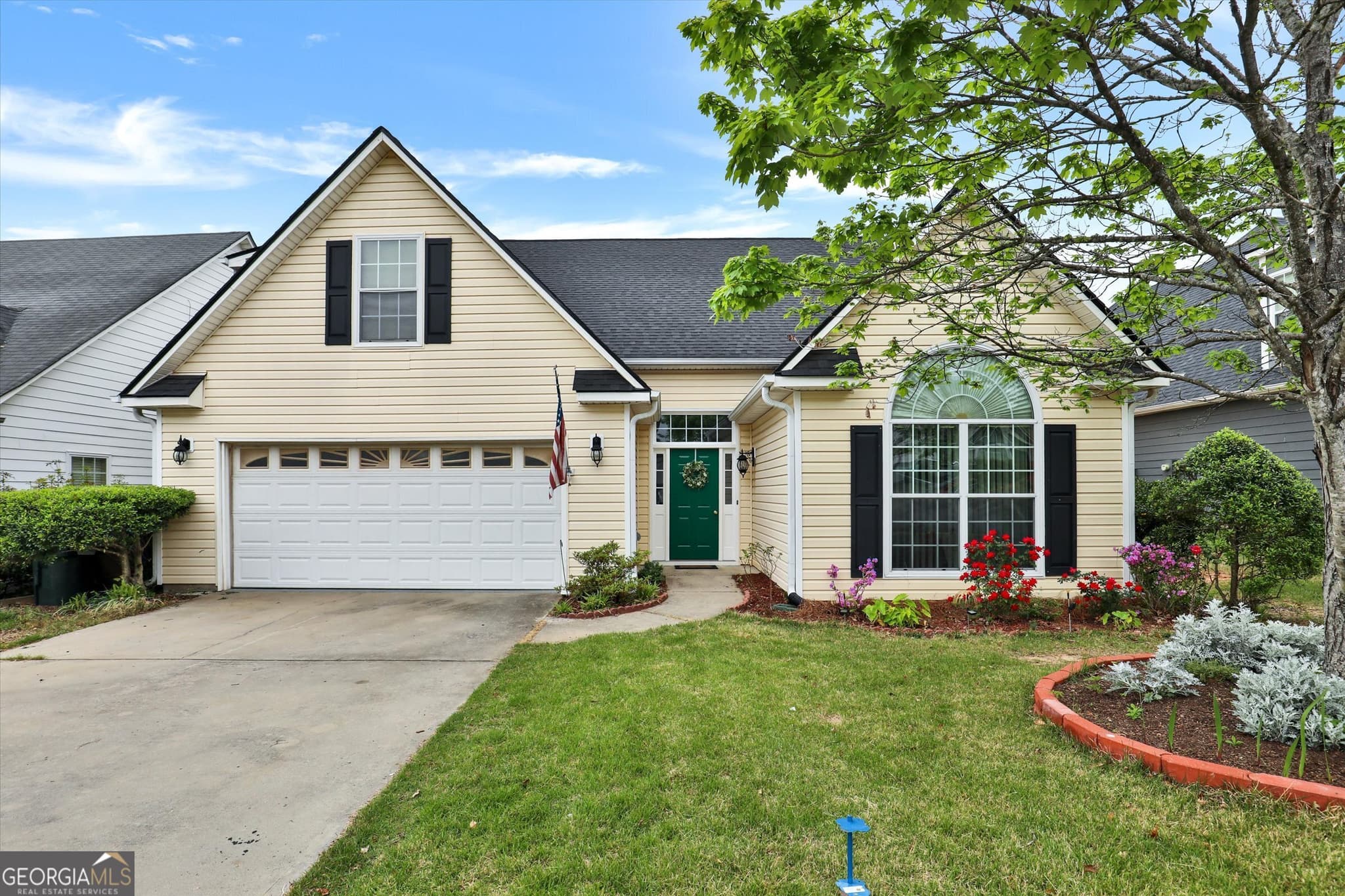 4 bedroom, 3 bathroom, 1,980 sq ft single family residence sold at 121 St Albans Way, Peachtree City, GA 30269