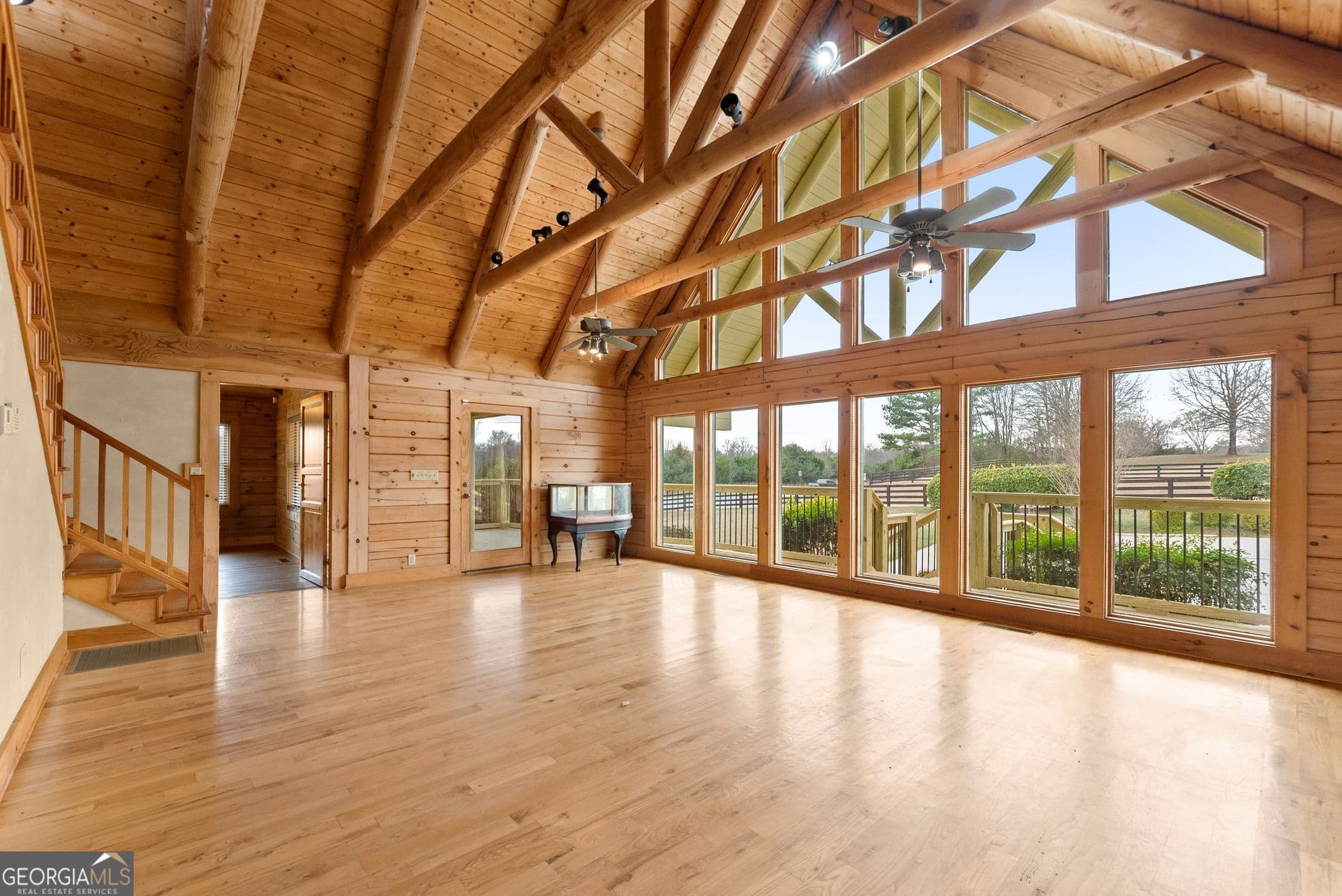 5 bedroom, 2.5 bathroom, 5,544 sq ft cabin,single family residence for sale at 40 Benton Road, Jefferson, GA 30549 — photo 8