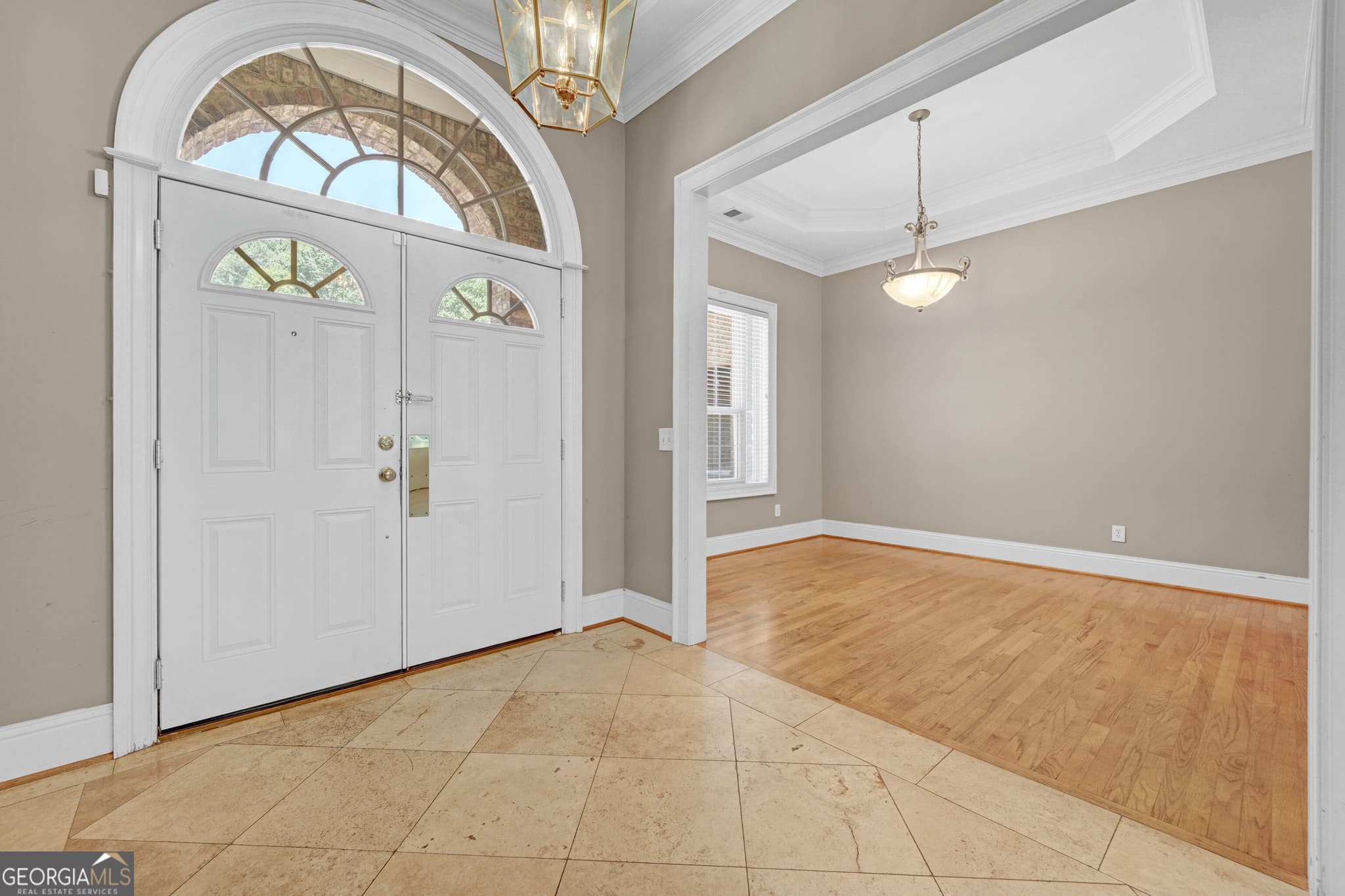 5 bedroom, 4 bathroom, 4,683 sq ft single family residence for sale at 1566 Greyson Ridge, Marietta, GA 30062 — photo 2