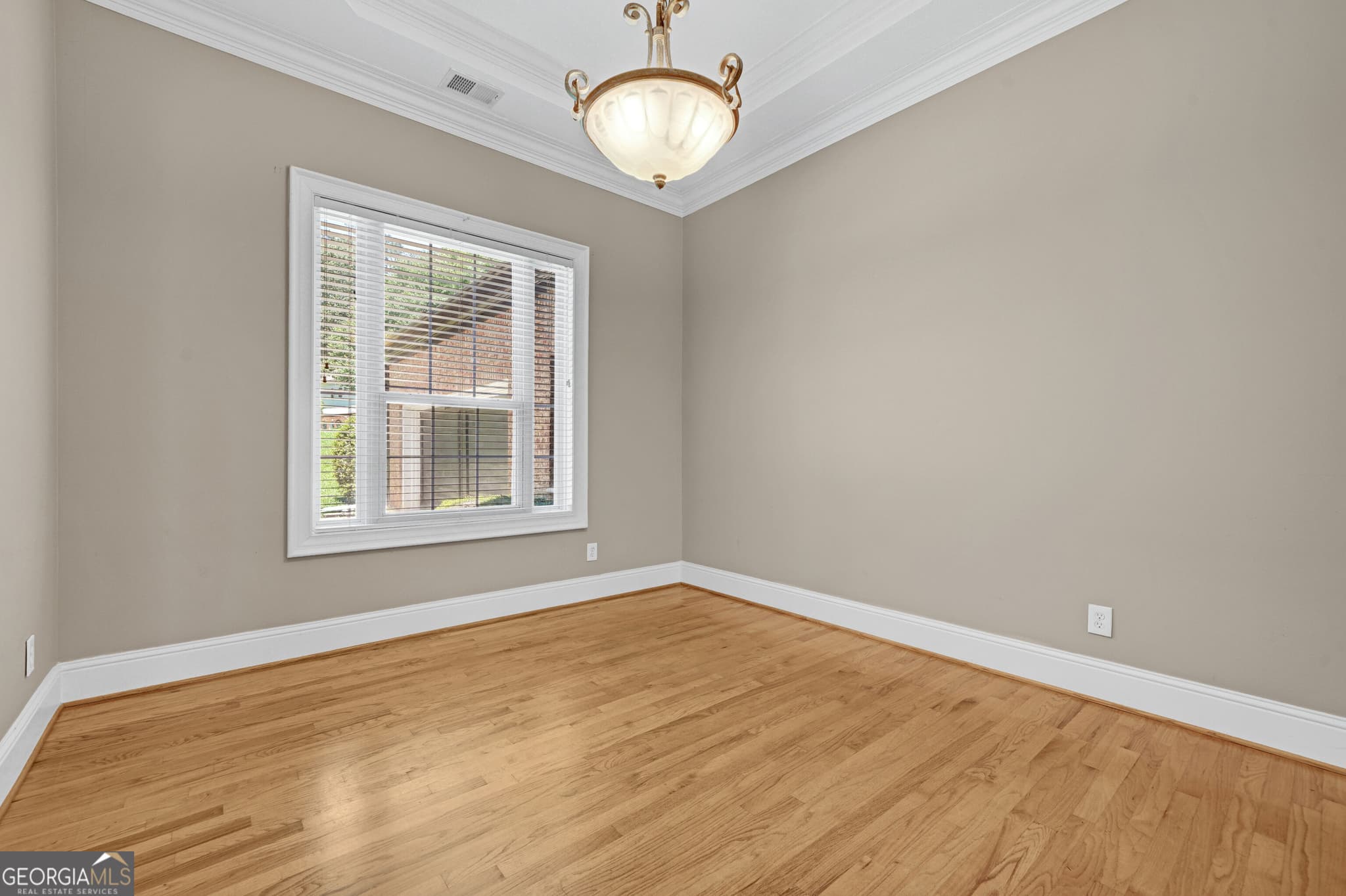 5 bedroom, 4 bathroom, 4,683 sq ft single family residence for sale at 1566 Greyson Ridge, Marietta, GA 30062 — photo 3