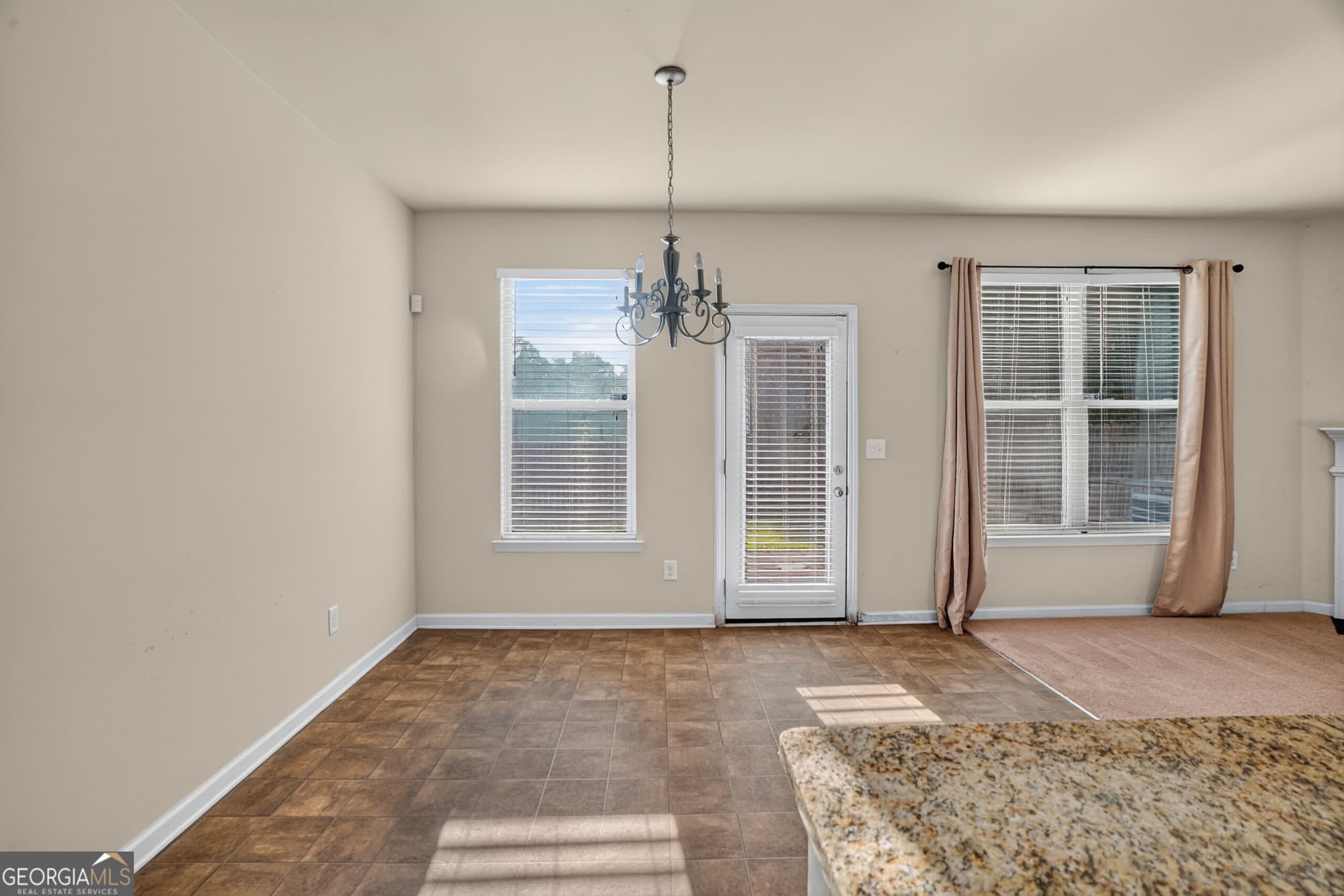 3 bedroom, 2.5 bathroom, 1,975 sq ft single family residence for sale at 2303 Polaris Way, South Fulton, GA 30331 — photo 4