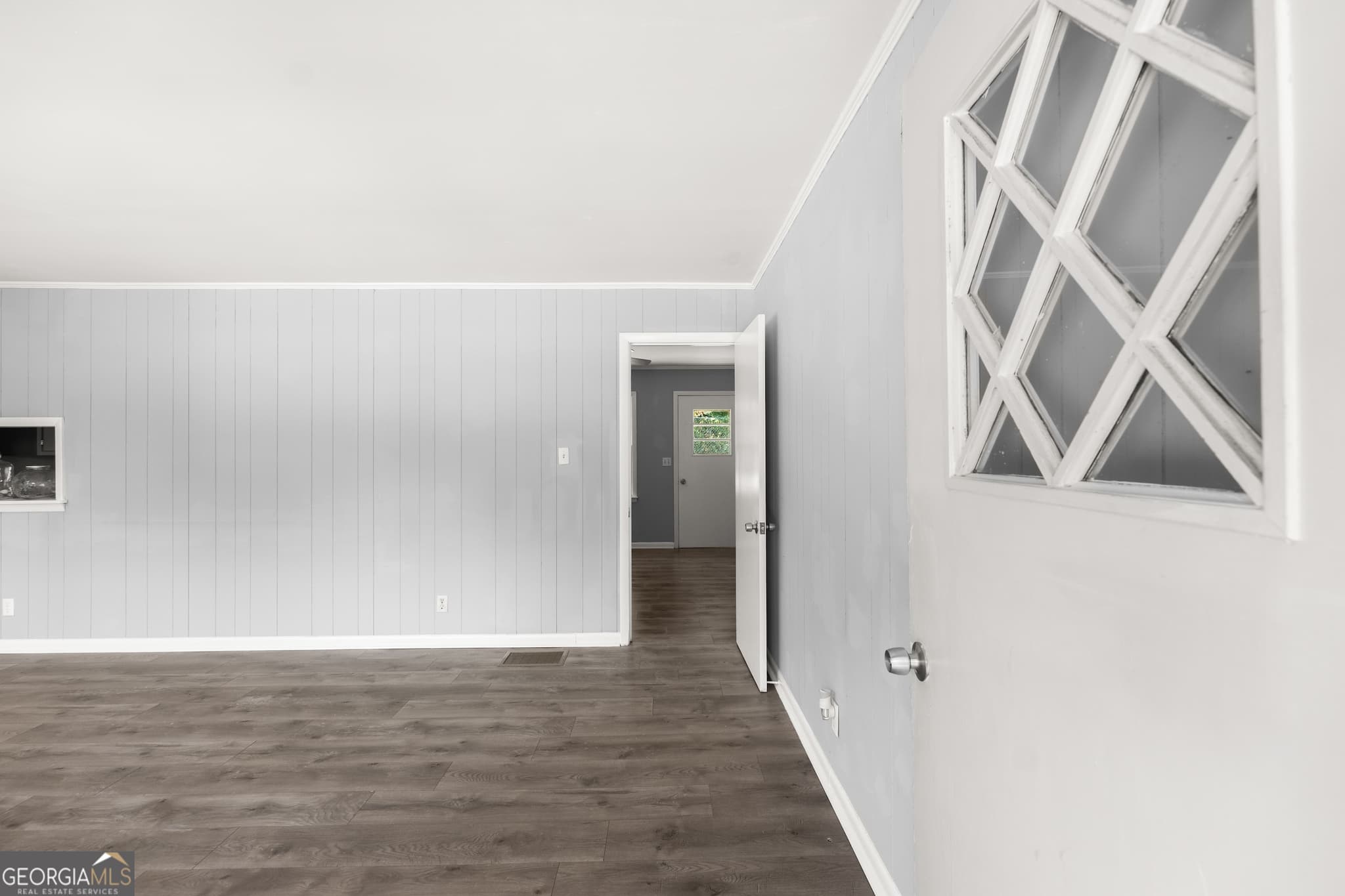 3 bedroom, 1.5 bathroom, 1,275 sq ft single family residence for sale at 574 S Sage Street, Toccoa, GA 30577 — photo 5