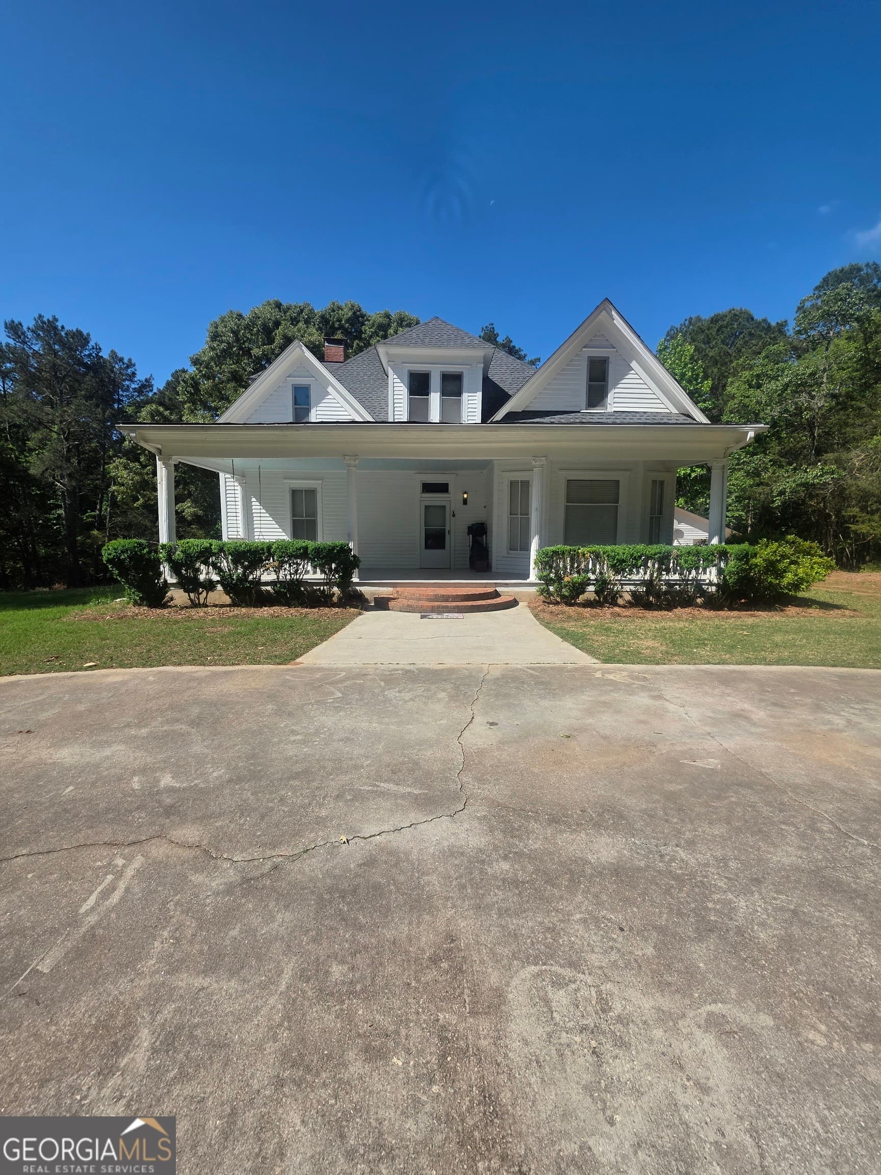 5 bedroom, 3 bathroom, 2,718 sq ft single family residence for sale at 1663 Alcovy Mountain Road, Monroe, GA 30655 — photo 7