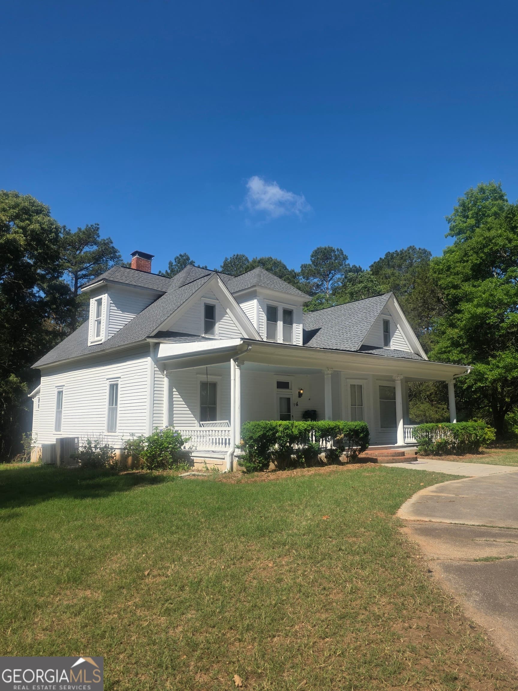 5 bedroom, 3 bathroom, 2,718 sq ft single family residence for sale at 1663 Alcovy Mountain Road, Monroe, GA 30655 — photo 8