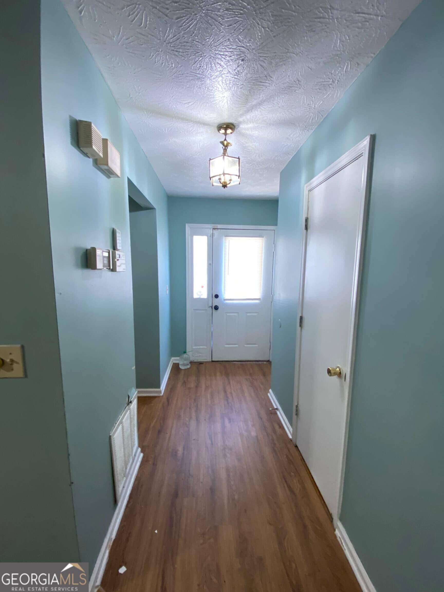 3 bedroom, 3.5 bathroom, 1,684 sq ft townhouse for rent at 3619 Main Station Drive, Marietta, GA 30008 for $1,800 a month — photo 2