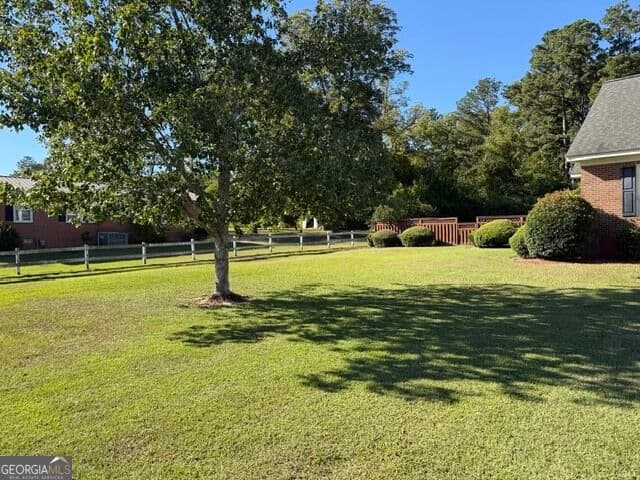 3 bedroom, 2 bathroom, 2,454 sq ft single family residence for sale at 301 Davis Street, Warrenton, GA 30828 — photo 3
