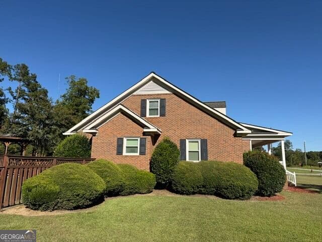 3 bedroom, 2 bathroom, 2,454 sq ft single family residence for sale at 301 Davis Street, Warrenton, GA 30828 — photo 5