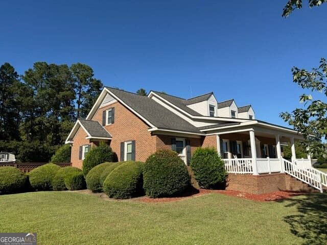 3 bedroom, 2 bathroom, 2,454 sq ft single family residence for sale at 301 Davis Street, Warrenton, GA 30828 — photo 4