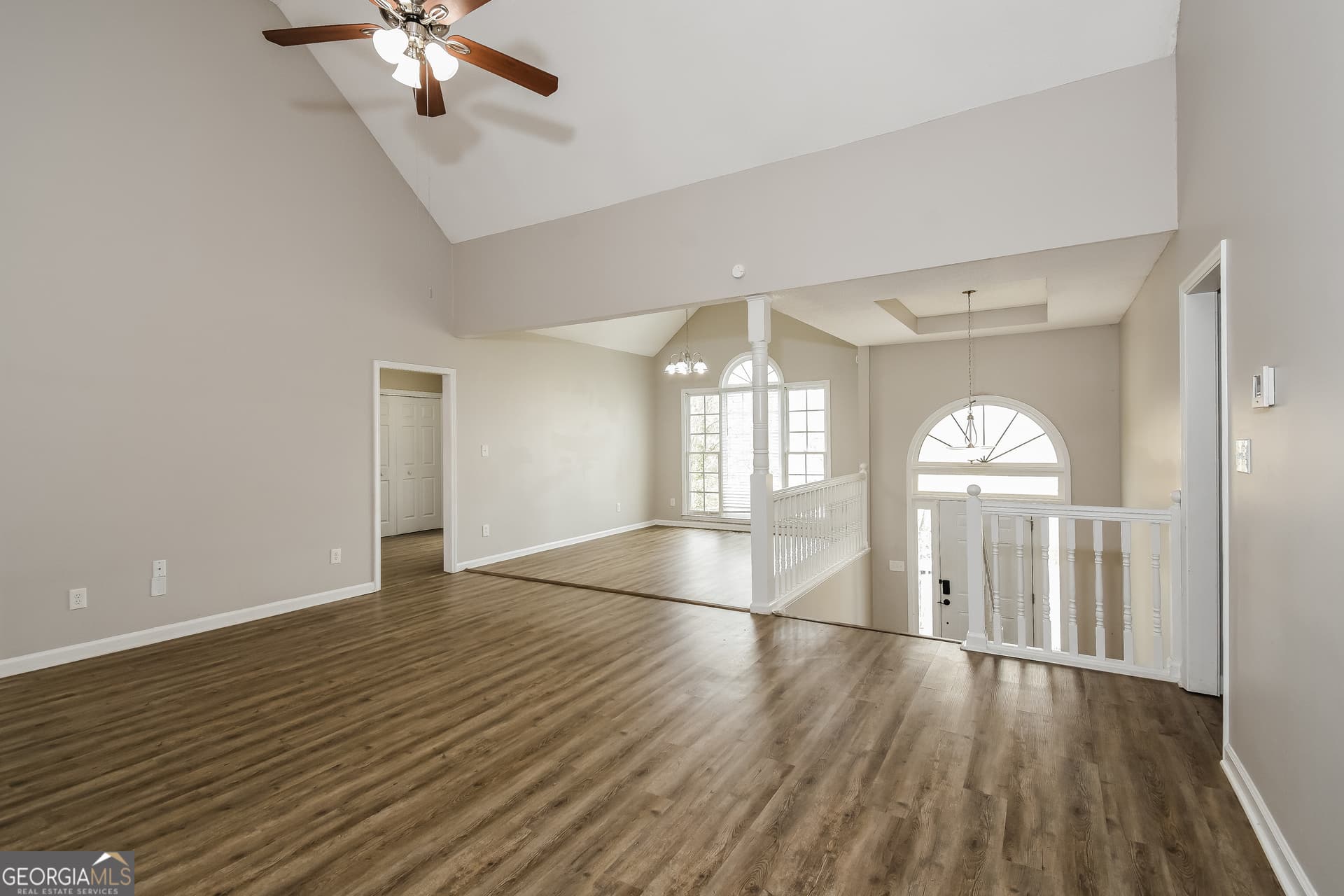 4 bedroom, 3 bathroom, 2,748 sq ft single family residence for sale at 129 Wellington Court, Dallas, GA 30157 — photo 2