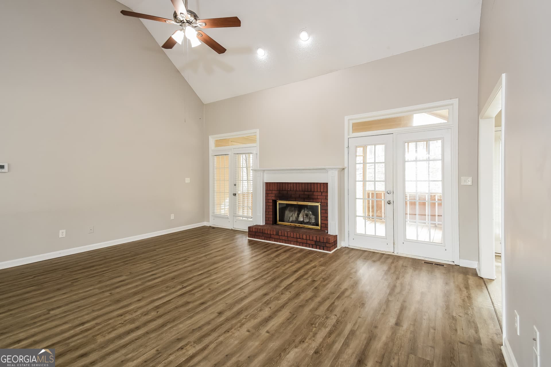 4 bedroom, 3 bathroom, 2,748 sq ft single family residence for sale at 129 Wellington Court, Dallas, GA 30157 — photo 3