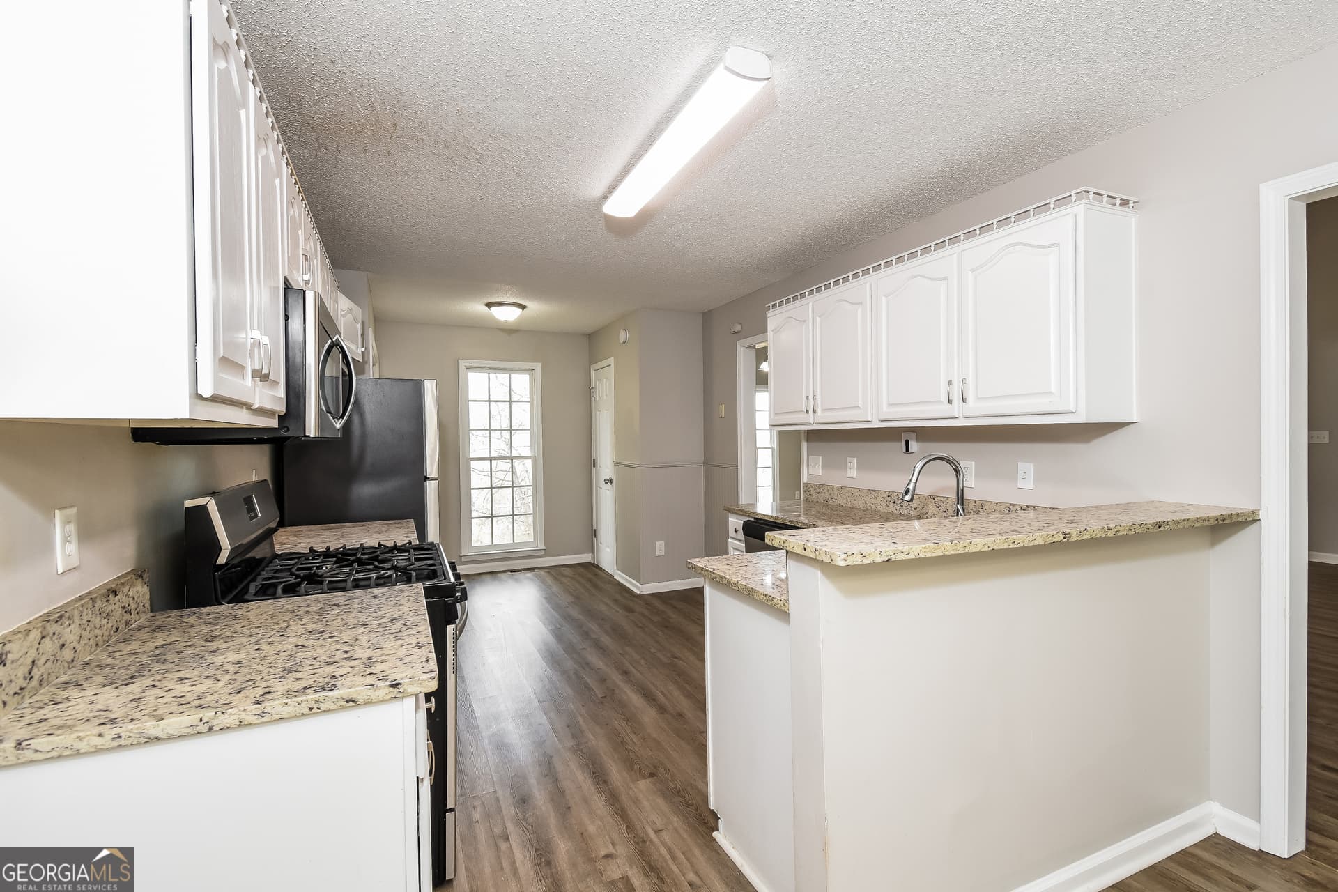 4 bedroom, 3 bathroom, 2,748 sq ft single family residence for sale at 129 Wellington Court, Dallas, GA 30157 — photo 9