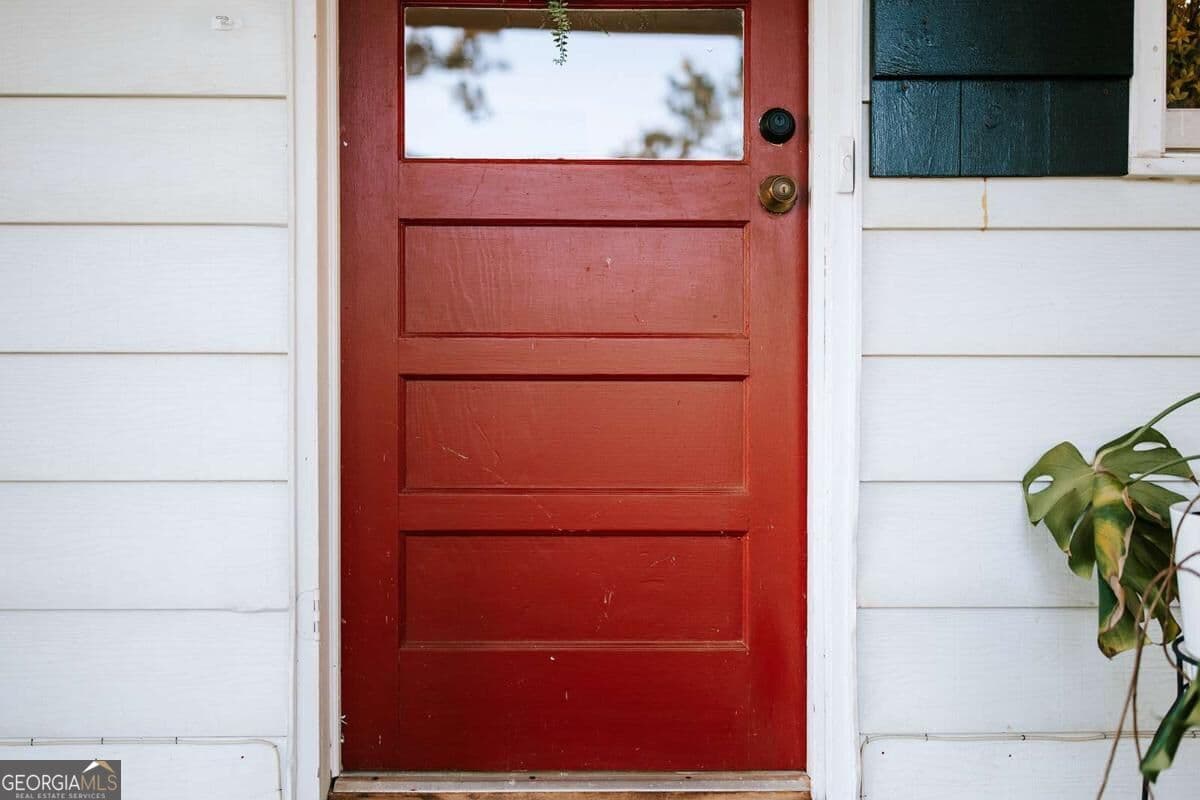 3 bedroom, 2 bathroom, 1,718 sq ft single family residence for sale at 960 Shirley Road, Royston, GA 30662 — photo 5