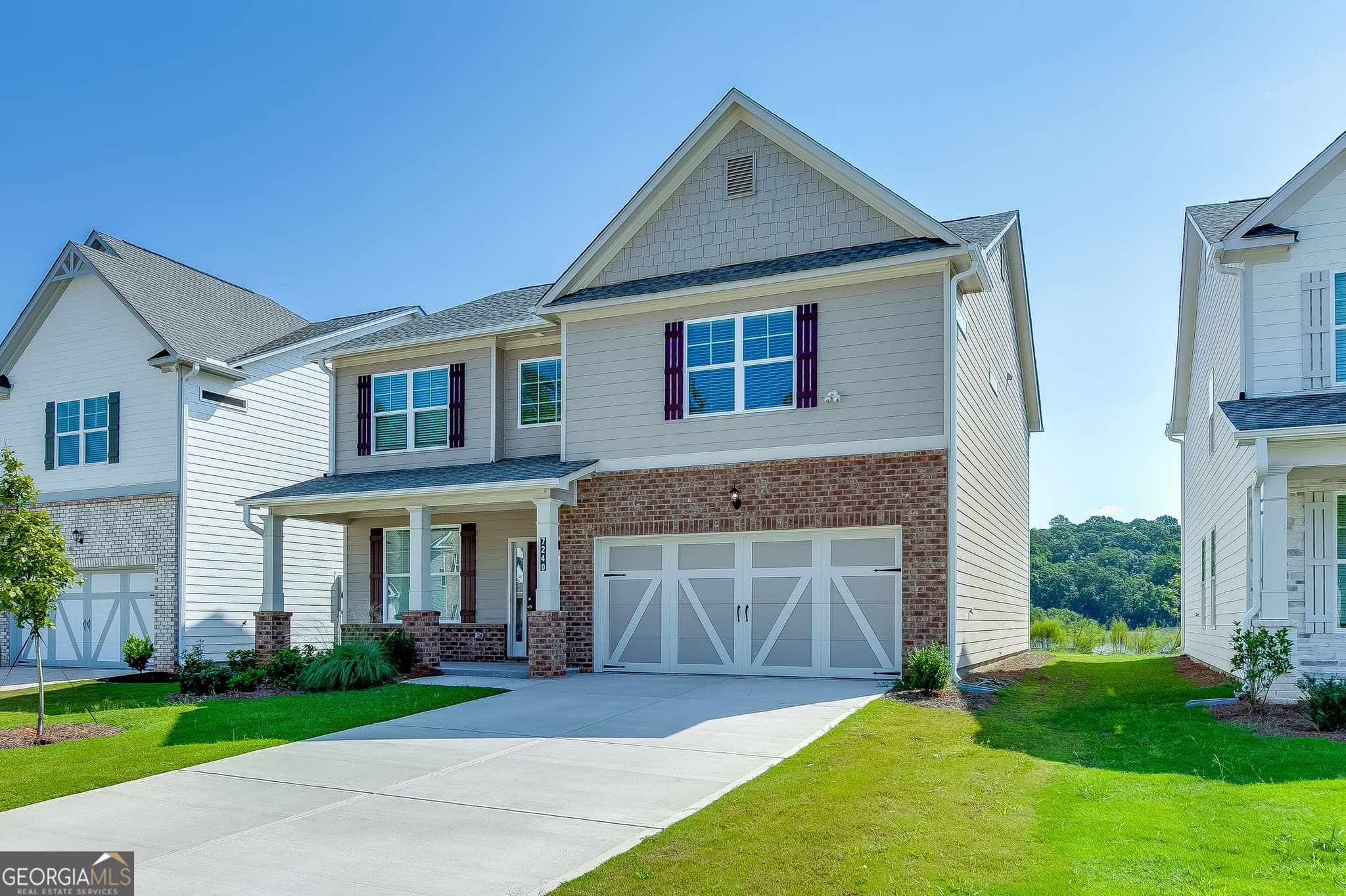 5 bedroom, 3.5 bathroom, 2,562 sq ft single family residence for rent at 7240 Millbrae Walk, Flowery Branch, GA 30542 for $2,750 a month — photo 3