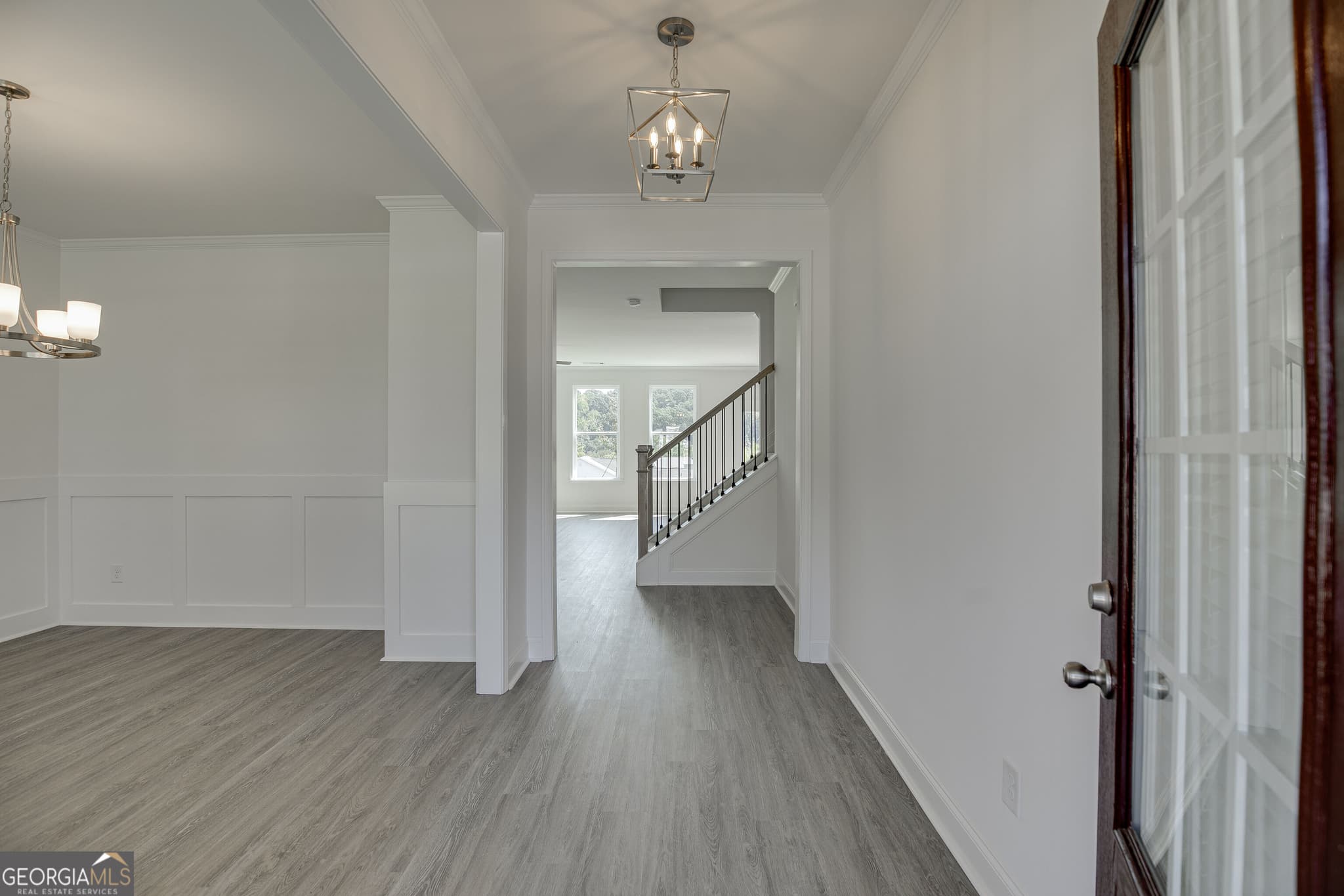5 bedroom, 3.5 bathroom, 2,562 sq ft single family residence for rent at 7240 Millbrae Walk, Flowery Branch, GA 30542 for $2,750 a month — photo 4