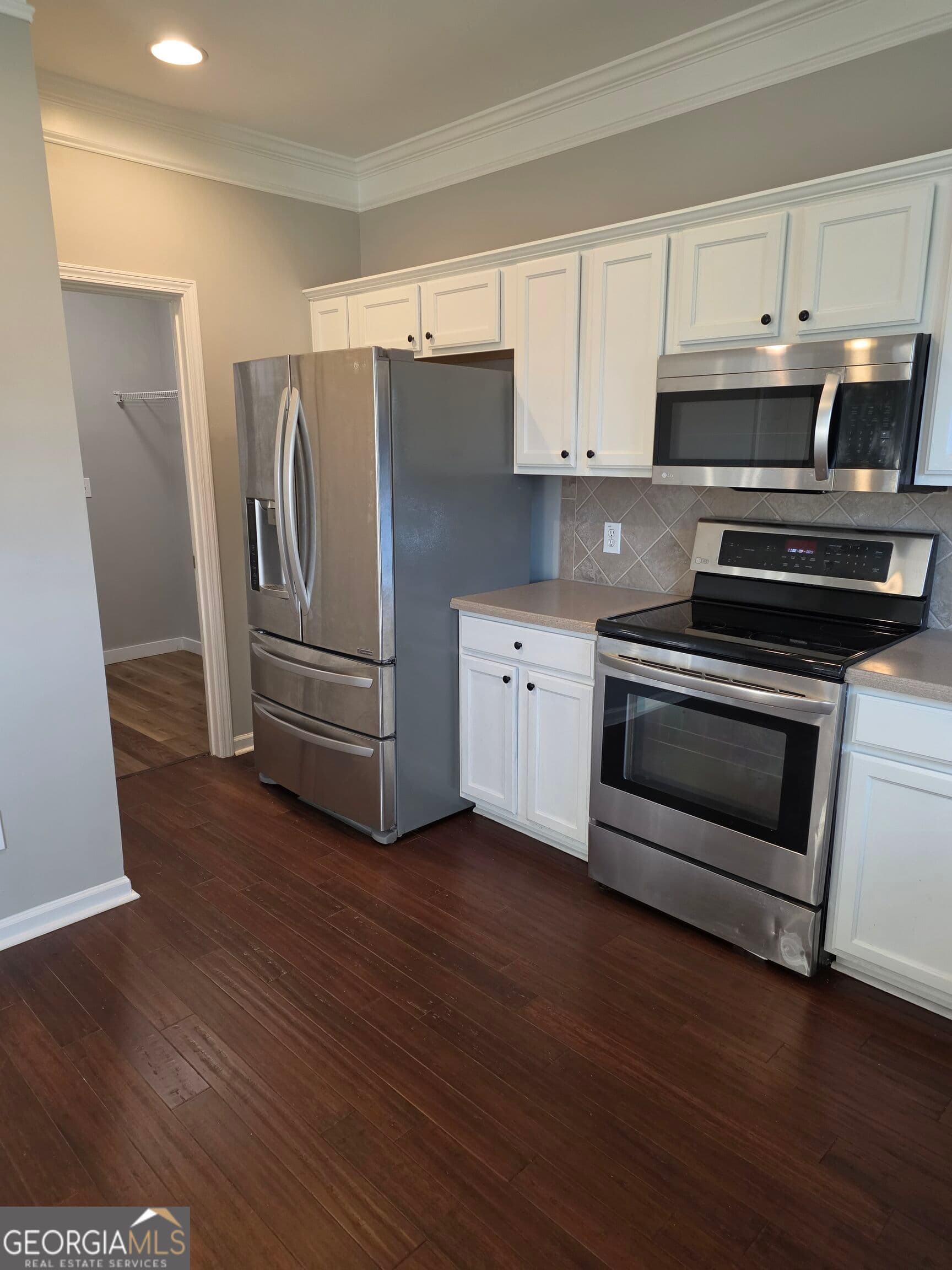 3 bedroom, 2.5 bathroom, 1,556 sq ft townhouse for rent at 2432 Black Forest Drive, Conyers, GA 30012 for $2,050 a month — photo 9
